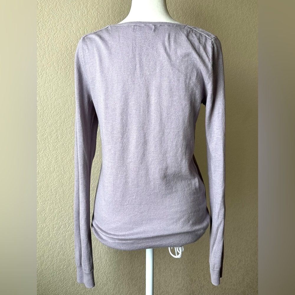GAP Lavender V-Neck Sweater – Size Small, Cotton/Wool Blend - Picture 2 of 4